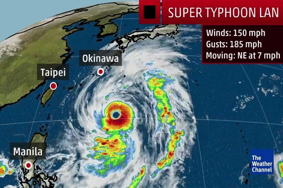 Typhoon Lan batters Japan killing two