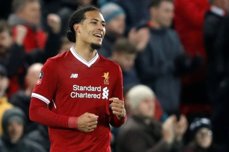 Van Dijk shines in debut as Liverpool down Everton
