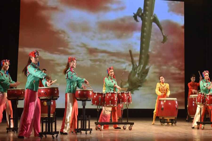 Chinese drum art troupe enthrals Bangladeshis