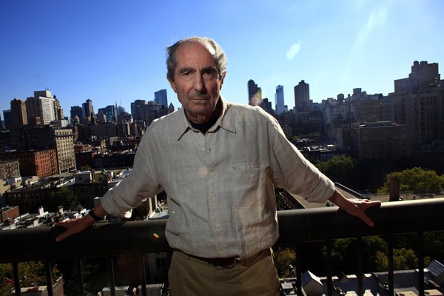 Pulitzer-winning author Philip Roth dies at 85