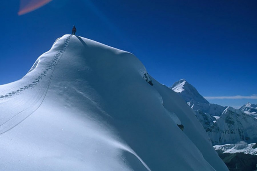 Three BD mountaineers climb Mt. Lhakpa Ri