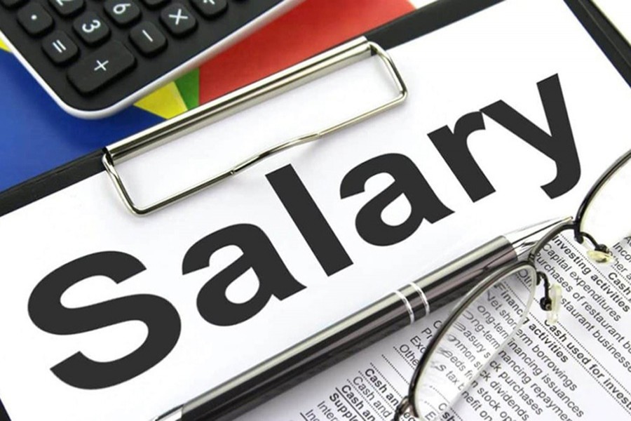 About 40pc govt servants yet to get June’s salaries