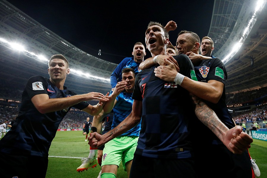 Mandzukic sends Croatia into first World Cup final