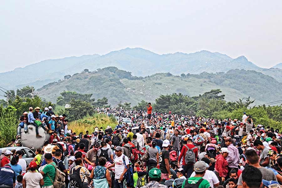 The first caravan reached the town of Matías Romero in Oaxaca state in Southern Mexico  on November 01. The Mexican Secretary of Foreign Affairs estimates that 4,000 people spent the night there.          — Photo: Rafael Rodríguez/IOM