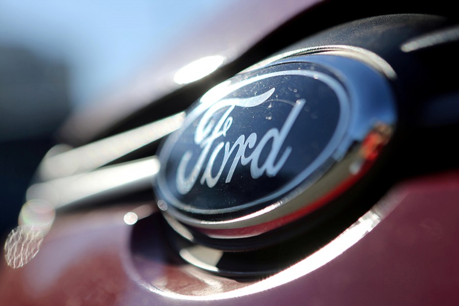 Job cuts hit Ford, Jaguar