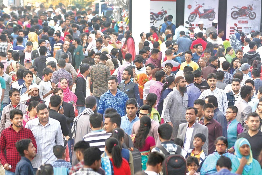 DITF attracts huge crowd on the penultimate weekly holiday