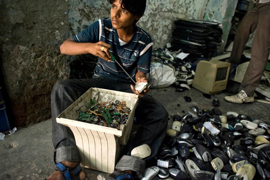 E-waste may stand at 4.62m tonnes in Bangladesh by 2035