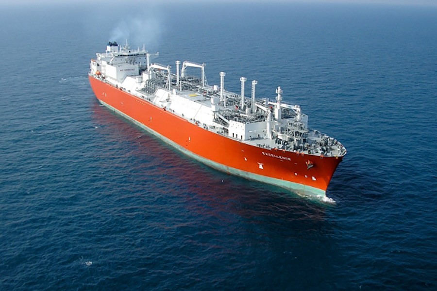 FSRU supplying LNG above capacity