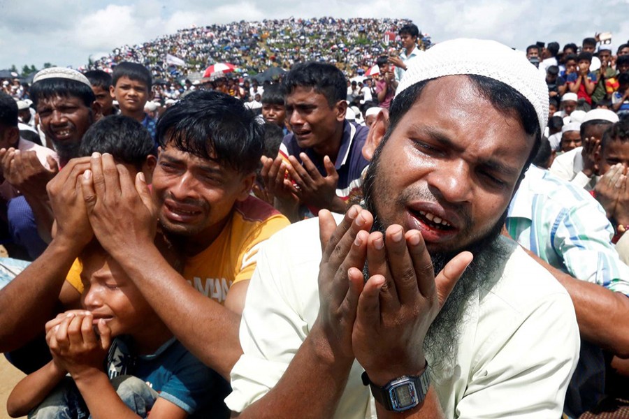 Myanmar forces Rohingya to accept cards that preclude citizenship