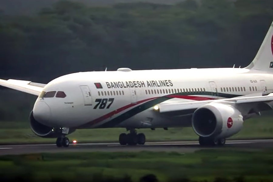 Biman’s 4th Dreamliner ‘Rajhangsha’ arrives