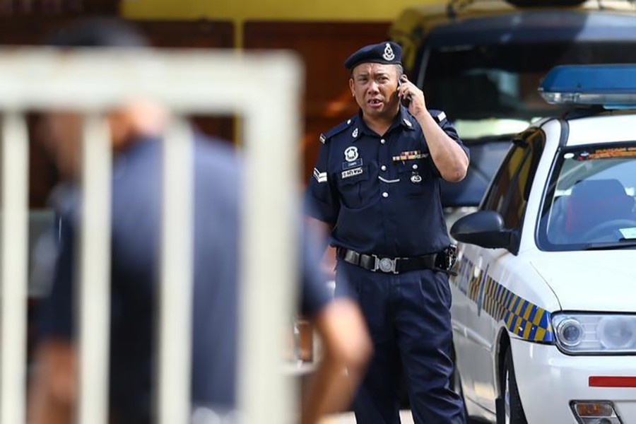 Malaysian police arrest 15 over alleged Islamic State links