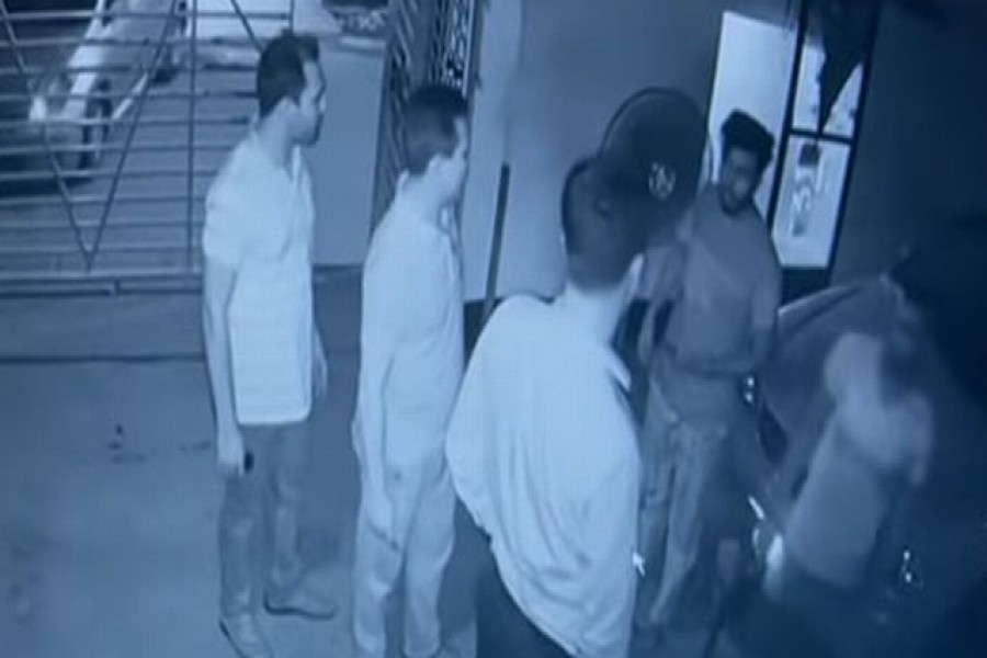 Two policemen suspended for helping foreigners flee after casino raid