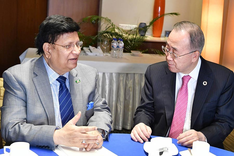 Ban Ki-moon for political solution to Rohingya crisis