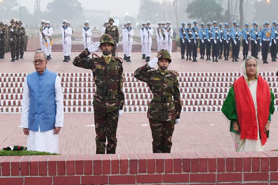 President, PM pay tributes to Liberation War martyrs