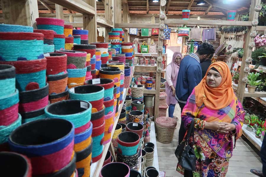 Int'l trade fair to remain closed Friday