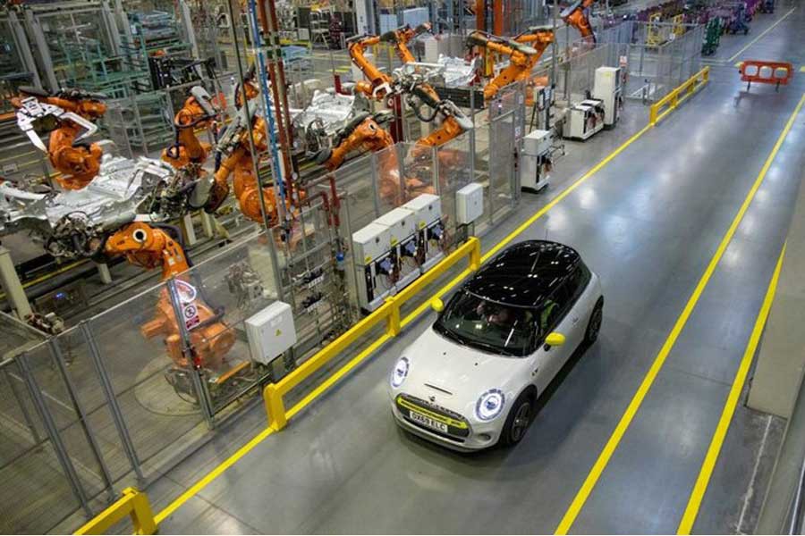 UK to ban petrol car sales from 2035