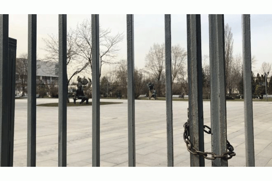 Russia starts shutdown