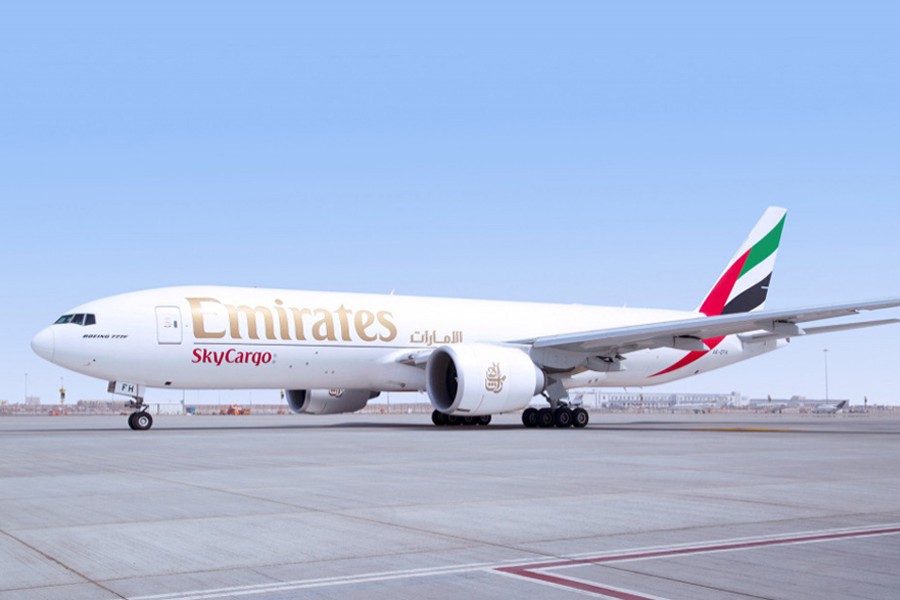 Emirates helps maintain food supplies into UAE