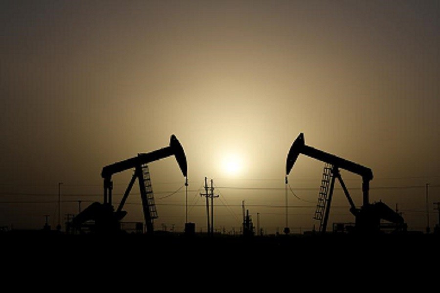 Oil prices fall as rising coronavirus case numbers cast shadow over fuel demand pickup