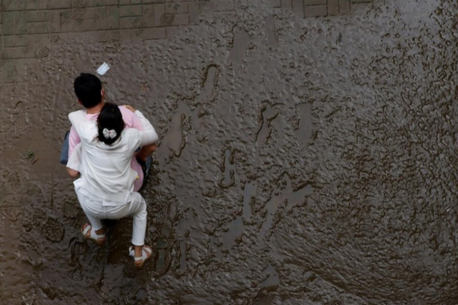 Floods, landslides in South Korea kill 14