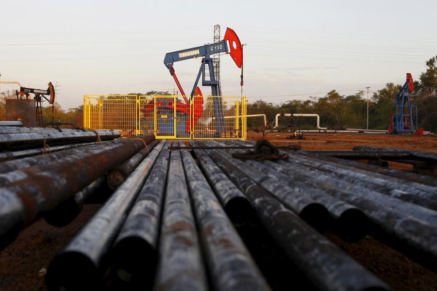 Oil prices slip on uncertainty over US recovery, stimulus