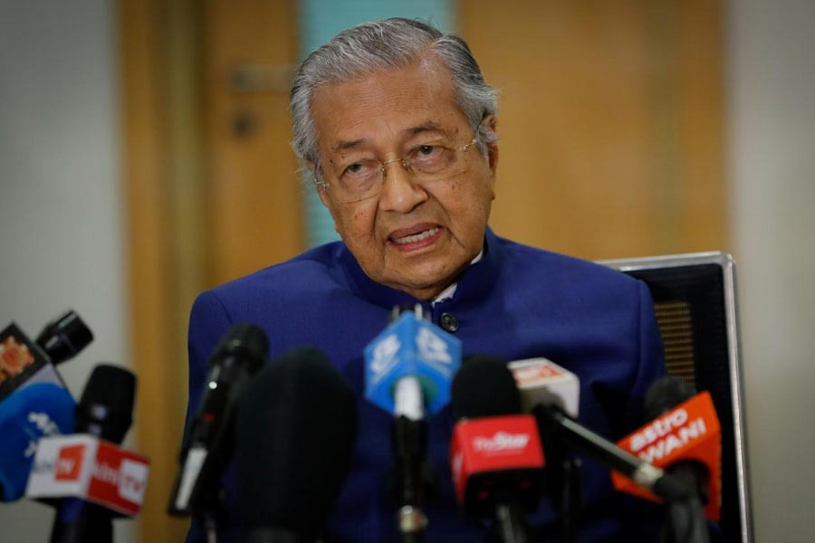 Mahathir plans to form new party