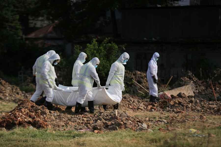 Bangladesh reports 105 doctors’ death in battle against Covid-19