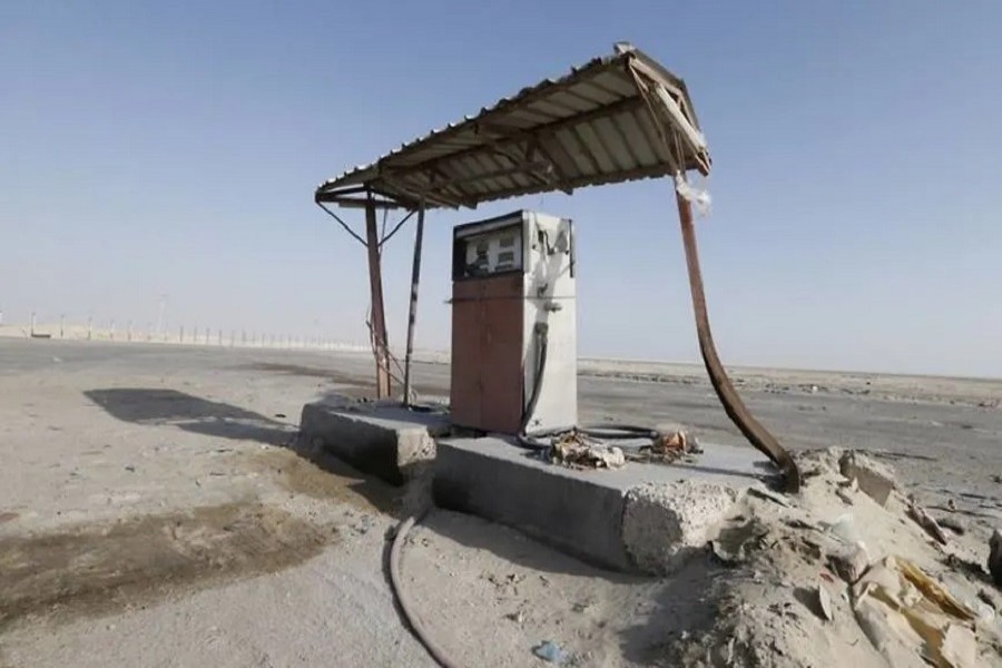 Gulf’s fiscal recipe at deeper pain risks as oil price uncertainty lingers