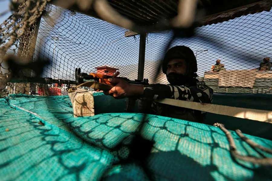Militants kill three BJP members in Kashmir