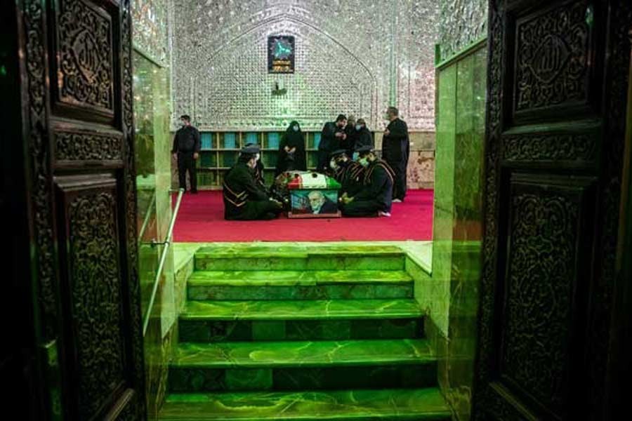 Iran opposition group suspected alongside Israel in scientist's killing