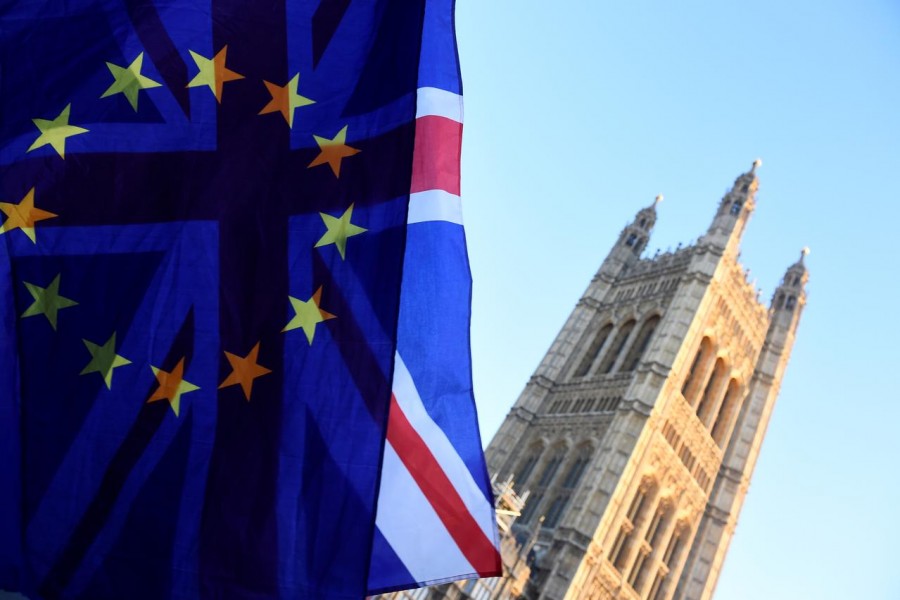 Britain and EU in final push for Brexit trade deal