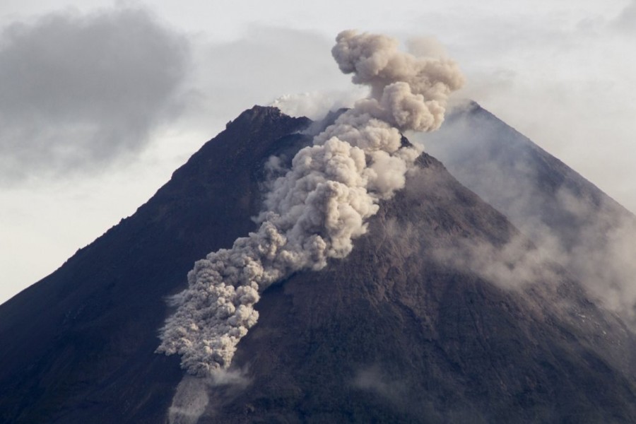 Indonesian volcano unleashes river of lava