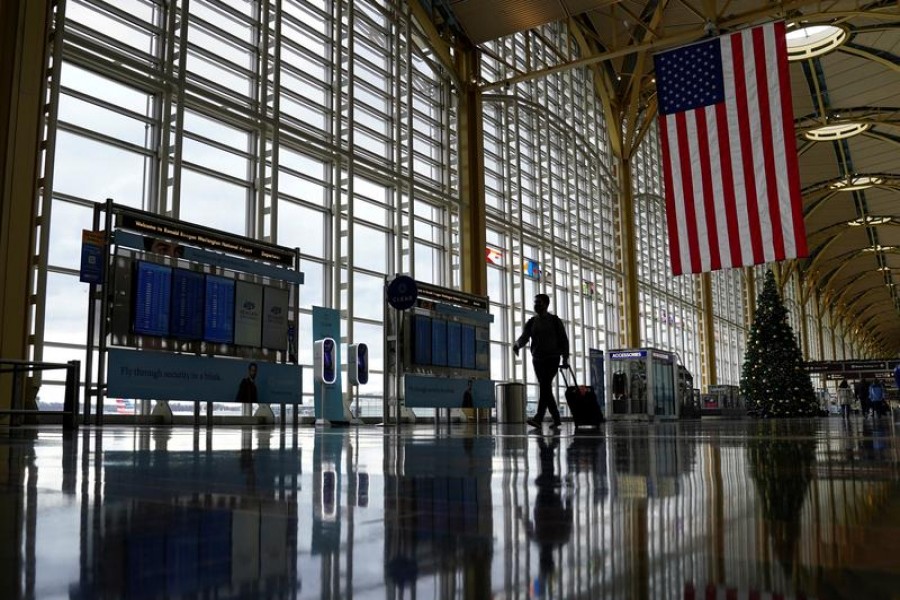 US airline passenger traffic fell 60.1pc in 2020