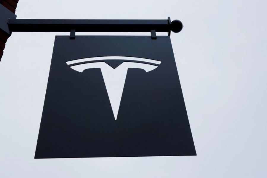 Tesla lowers prices of base variants of Model 3, Model Y