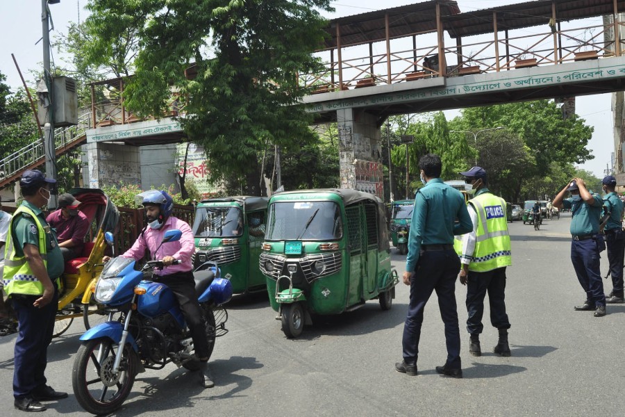 টানা চতুর্থ দিনের মতো সাত হাজারের বেশি করোনা রোগী শনাক্ত