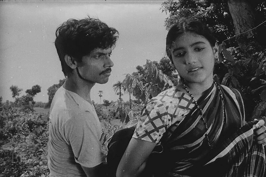 মিনা পাল থেকে যেভাবে ঢাকাই চলচ্চিত্রের 'মিষ্টি মেয়ে'