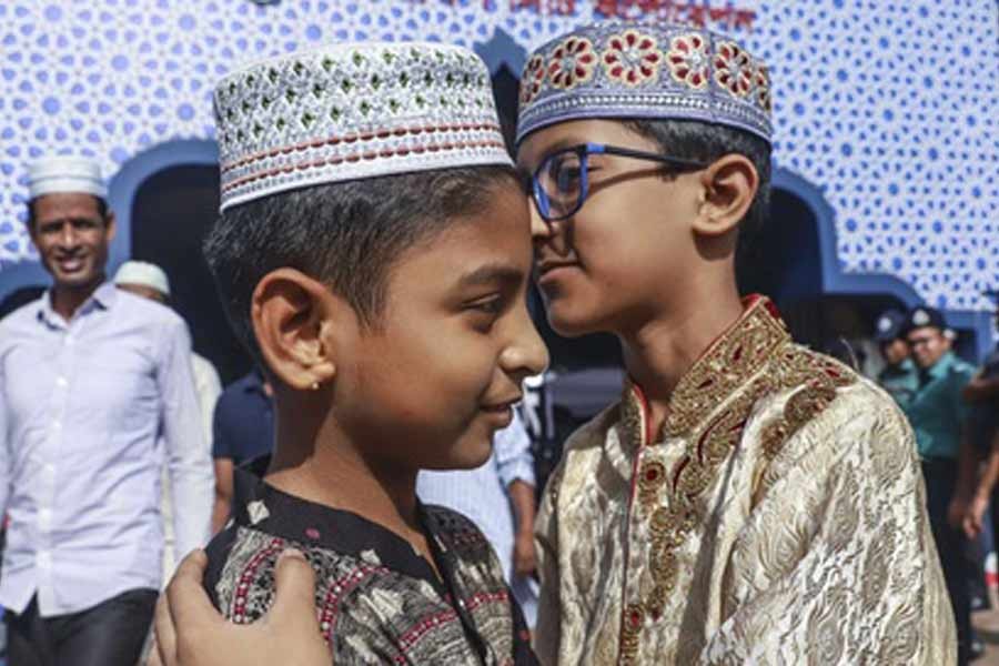 এ বছর ফিতরা সর্বনিম্ন ৭০ টাকা, সর্বোচ্চ ২,৩১০ টাকা