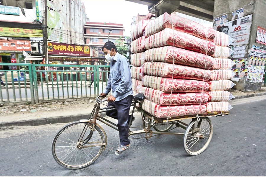 Refiners raise edible oil price