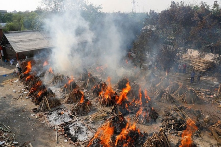কোভিড: বিজ্ঞানীদের সতর্কবার্তায় ‘কান দেয়নি ভারত
