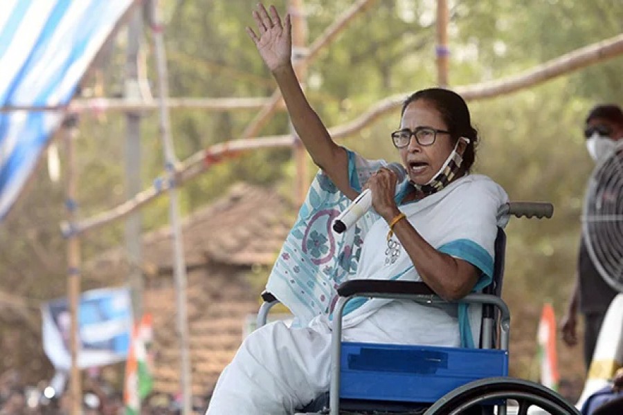মমতা ব্যানার্জী: তিনবারের মুখ্যমন্ত্রী, সম্ভব কি ভারতের প্রধানমন্ত্রী হওয়াও?
