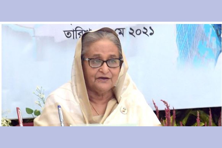 এভাবে গ্রামে গিয়ে প্রিয়জনকে মৃত্যুঝুঁকিতে ফেলবেন না: প্রধানমন্ত্রী