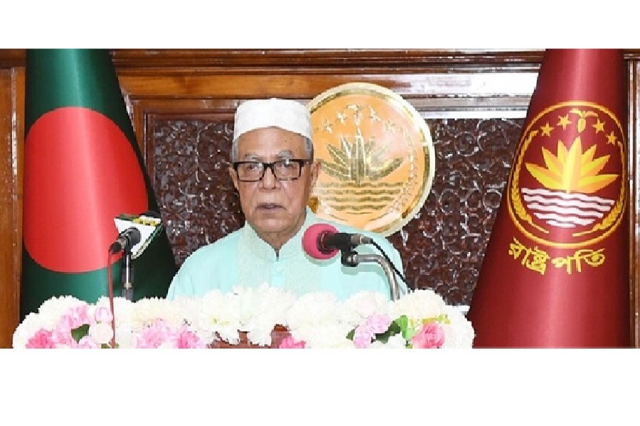 ঈদের সকালে ভিডিও বার্তায় সবাইকে শুভেচ্ছা জানিয়েছেন রাষ্ট্রপতি মো. আবদুল হামিদ। ছবি: পিআইডি