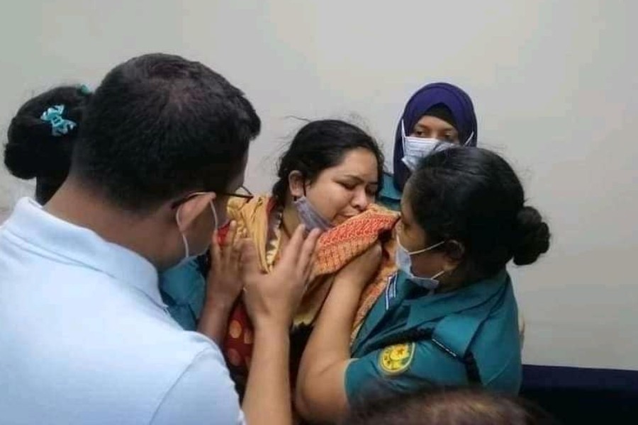 রোজিনার বিরুদ্ধে মামলার প্রতিবেদন ১৫ জুলাই