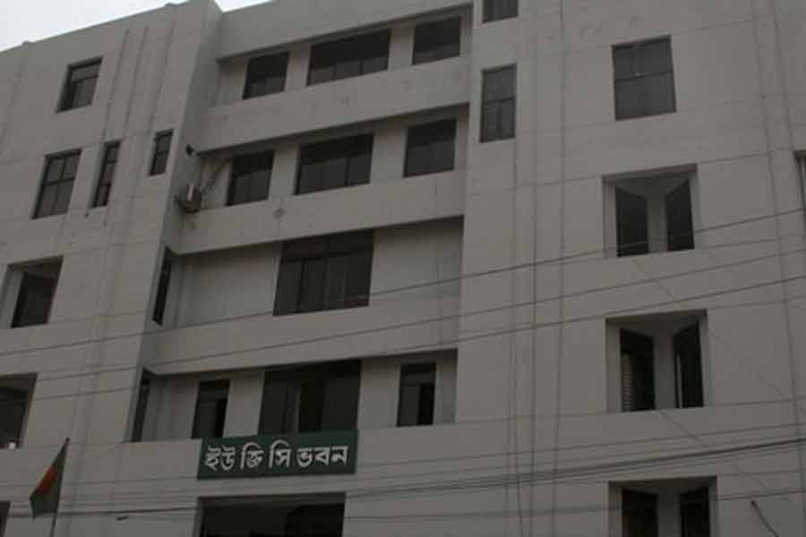 কোনো বিশ্ববিদ্যালয় চাইলে অনলাইনের পাশাপাশি সরাসরিও পরীক্ষা নিতে পারবে: ইউজিসি