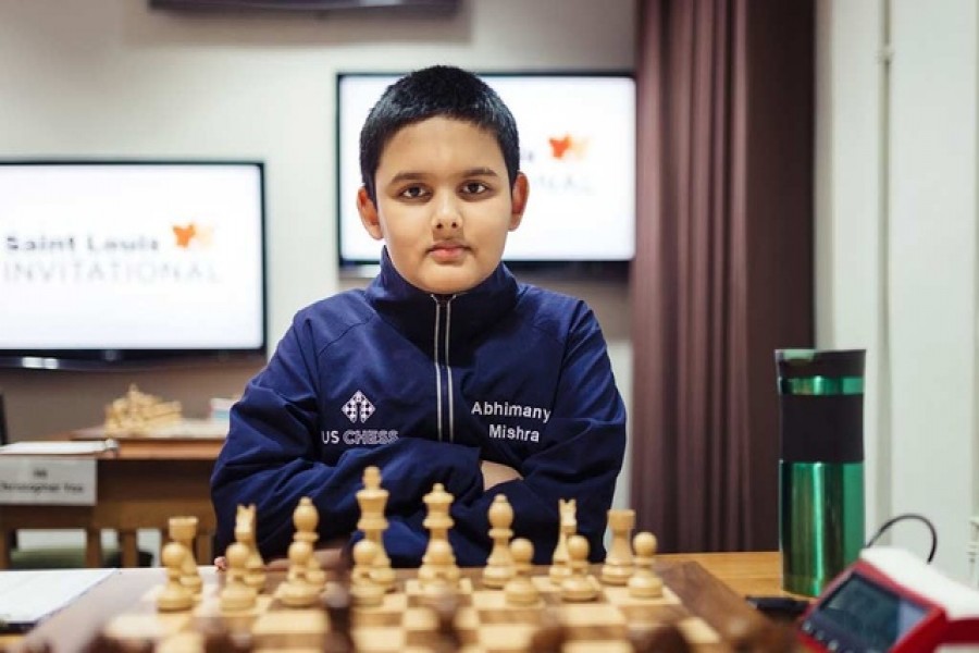 ১৯ বছরের রেকর্ড ভেঙে সর্বকনিষ্ঠ গ্র্যান্ডমাস্টার মিশ্র