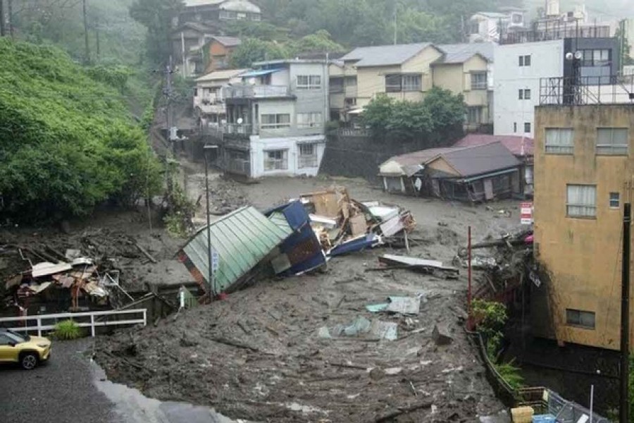 জাপানে ভারি বর্ষণের পর ভূমিধসে নিখোঁজ ২০