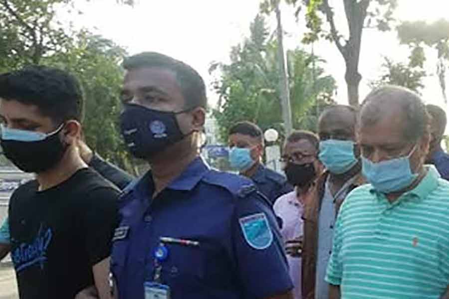 অগ্নিকাণ্ডে মৃত্যু: সজীব গ্রুপের চেয়ারম্যানসহ ৮ জন ৪ দিনের রিমান্ডে