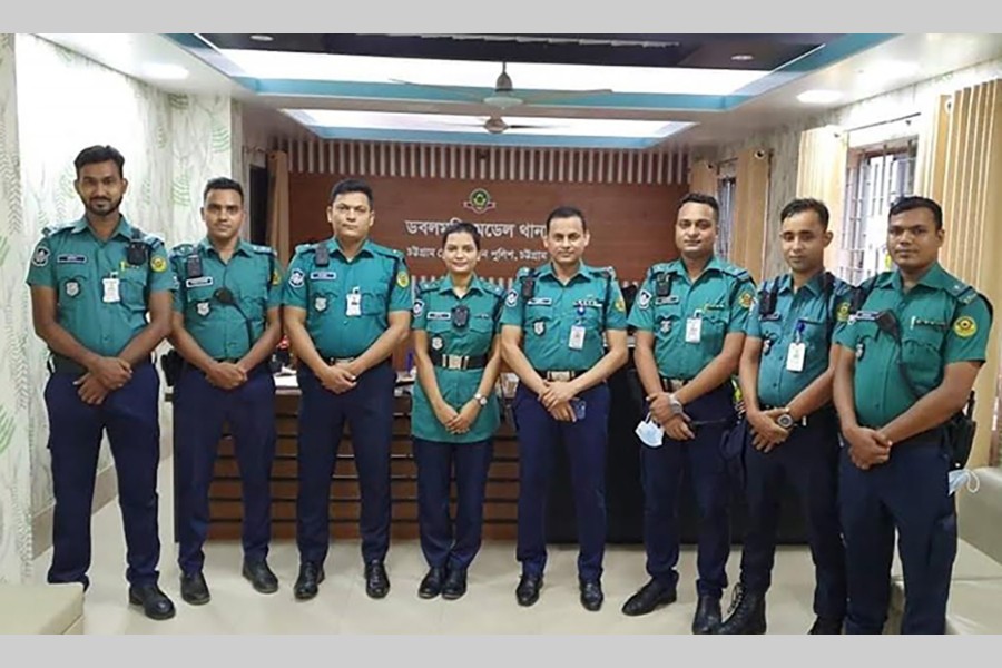 চট্টগ্রামে দায়িত্বরত পুলিশের শরীরে চালু থাকবে ক্যামেরা