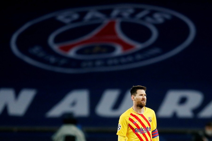 Report says Messi on verge of joining PSG