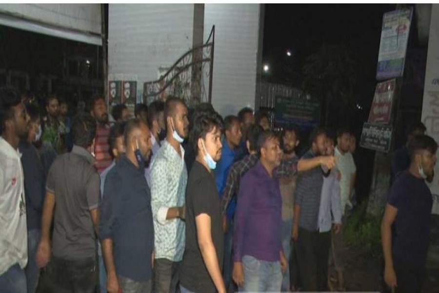ছয় ঘণ্টা পর বরিশাল থেকে বাস, লঞ্চ চলাচল শুরু